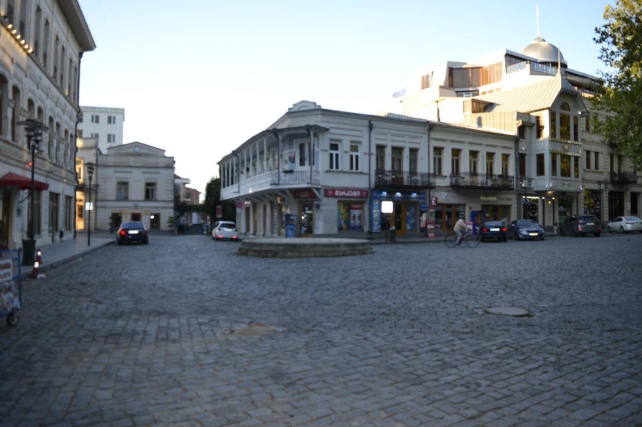 Hotel Mkudro Кутаиси Екстериор снимка